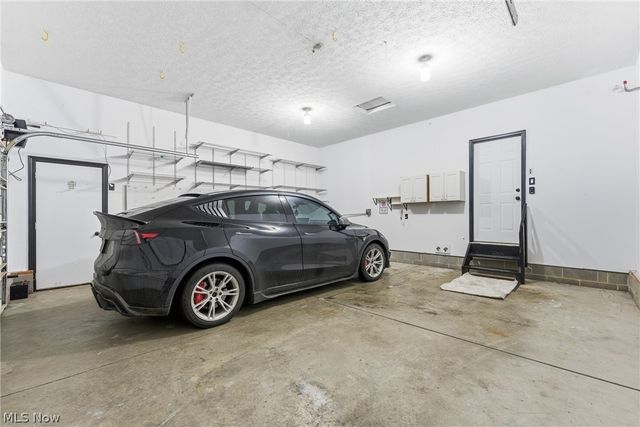 1516 Wisteria Avenue SW, Hartville, OH 44632