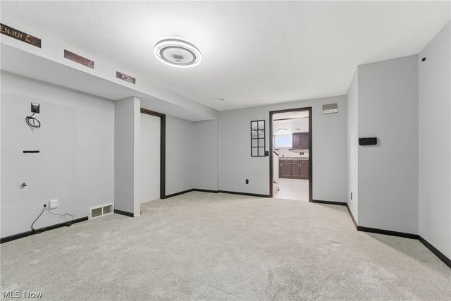 1516 Wisteria Avenue SW, Hartville, OH 44632