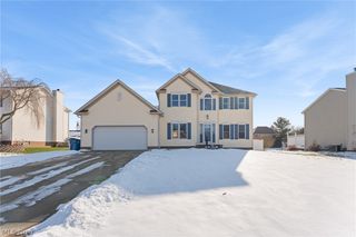 1516 Wisteria Avenue SW, Hartville, OH 44632