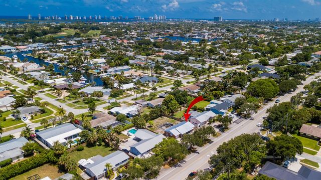 928 Prosperity Farms Road, North Palm Beach, FL 33408