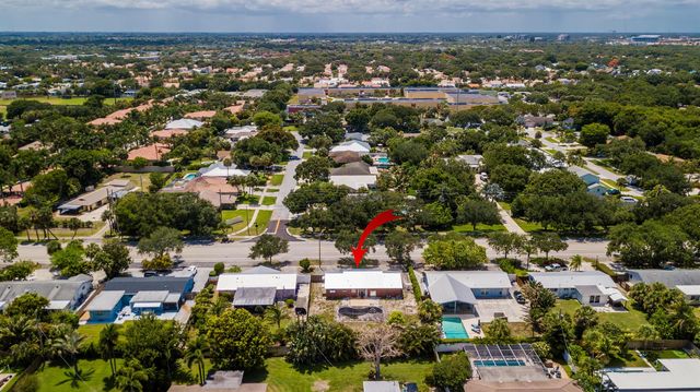 928 Prosperity Farms Road, North Palm Beach, FL 33408