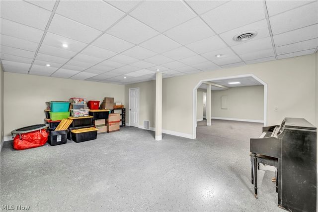 850 Fairway Drive, Howard, OH 43028