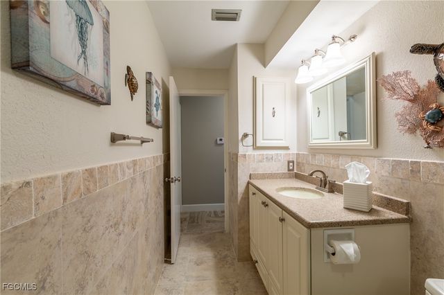 1830 Brantley RD F2, Fort Myers, FL 33907