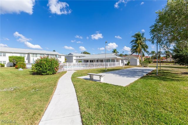 1830 Brantley RD F2, Fort Myers, FL 33907