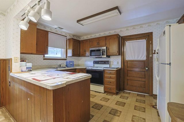 333 Bonnie Leslie Avenue, Bellevue, KY 41073