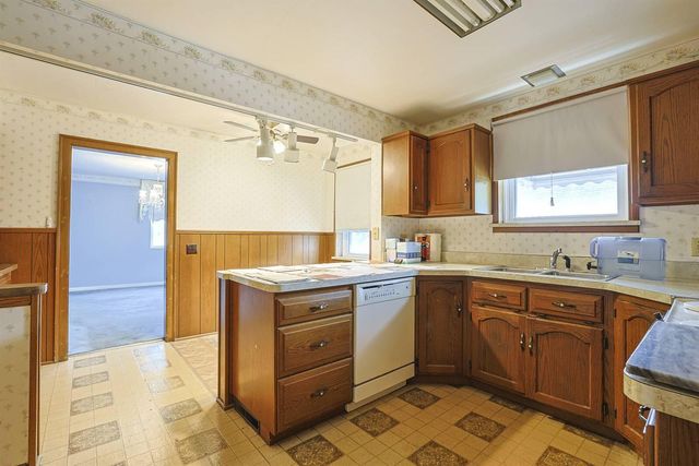 333 Bonnie Leslie Avenue, Bellevue, KY 41073