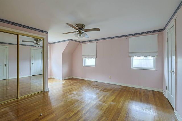 333 Bonnie Leslie Avenue, Bellevue, KY 41073