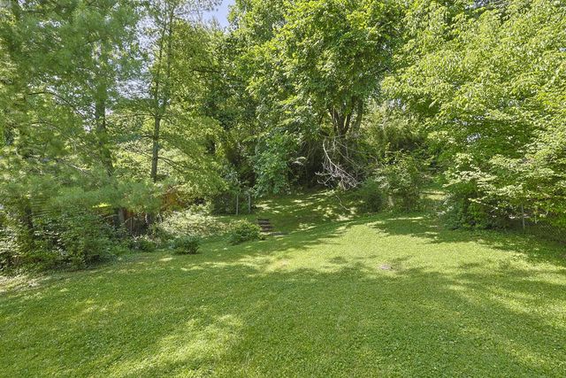 333 Bonnie Leslie Avenue, Bellevue, KY 41073