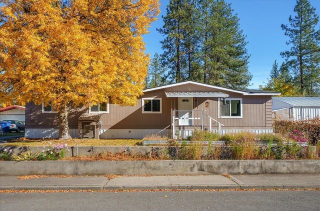 1219 S Dishman Rd, Spokane Valley, WA 99206 property photo