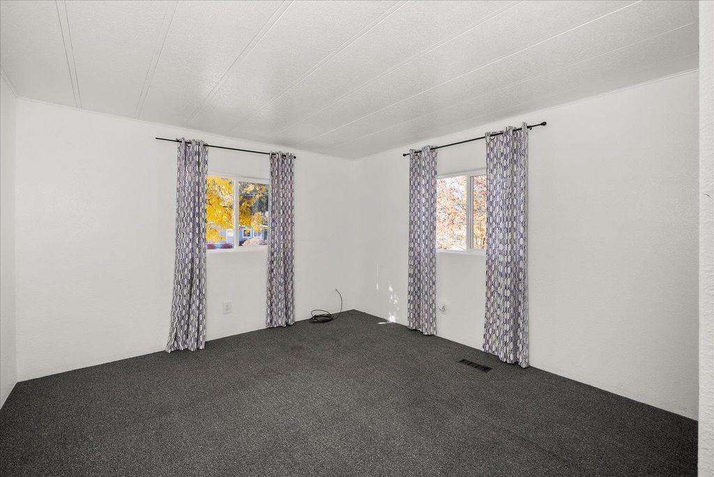 1219 S Dishman Rd, Spokane Valley, WA 99206 photo 4