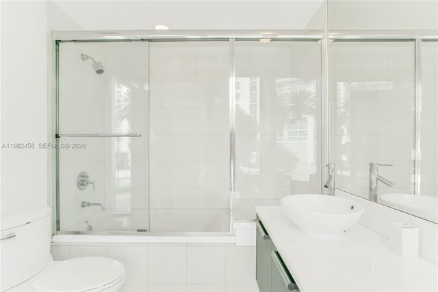 2950 NE 188th Street 150, Aventura, FL 33180