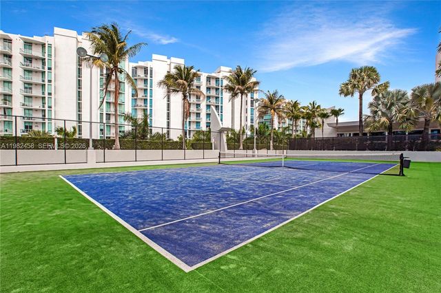 2950 NE 188th Street 150, Aventura, FL 33180