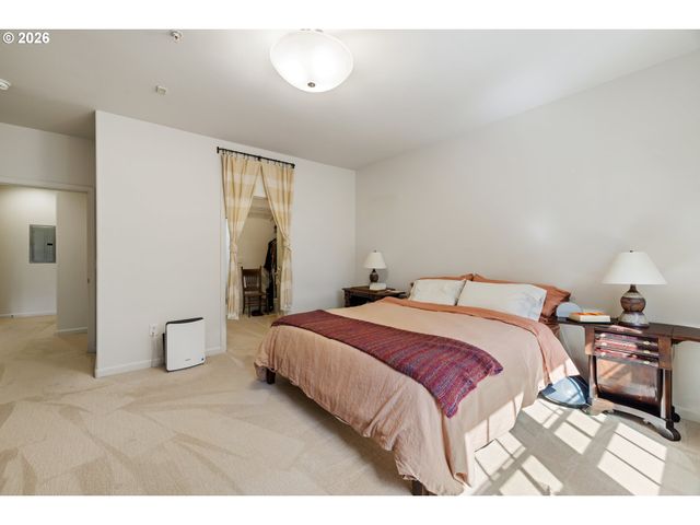 20512 Sw ROY ROGERS Rd 319, Sherwood, OR 97140