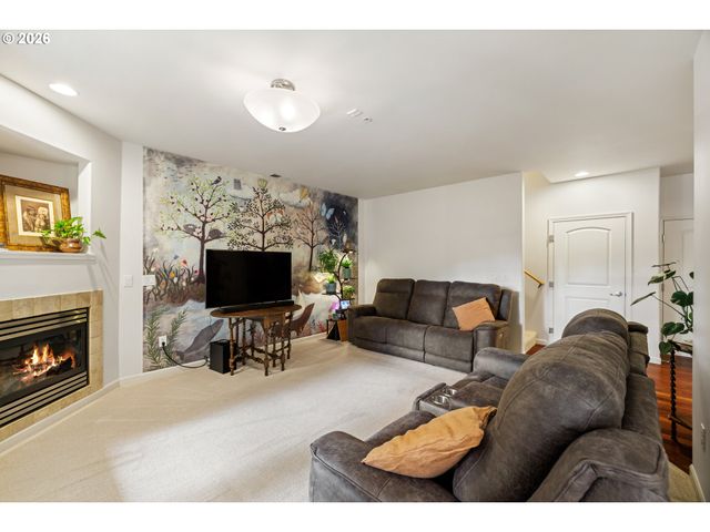 20512 Sw ROY ROGERS Rd 319, Sherwood, OR 97140