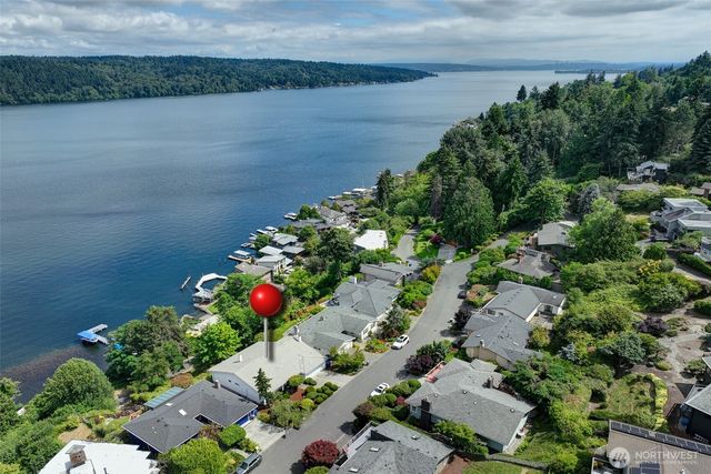 14820 39th Avenue NE, Lake Forest Park, WA 98155