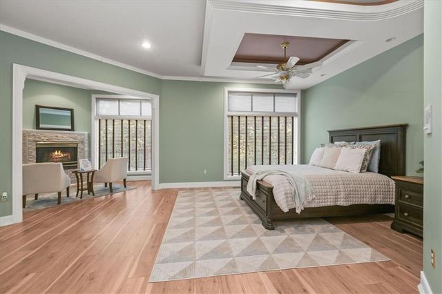 1601 NW Arrowhead Trail, Blue Springs, MO 64015