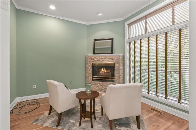 1601 NW Arrowhead Trail, Blue Springs, MO 64015