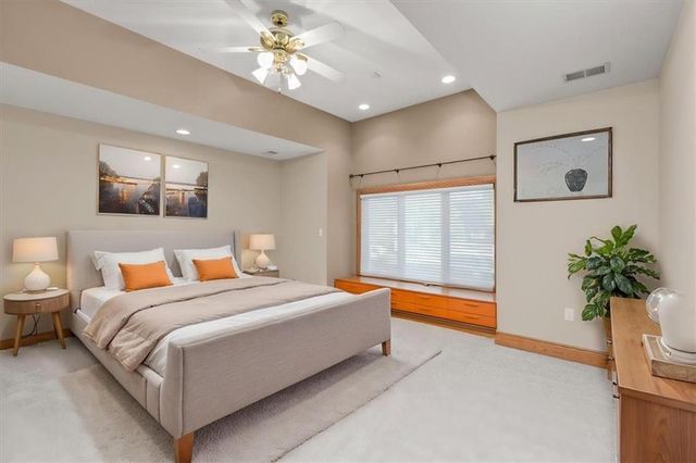 1601 NW Arrowhead Trail, Blue Springs, MO 64015
