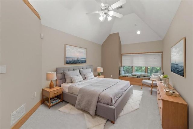 1601 NW Arrowhead Trail, Blue Springs, MO 64015