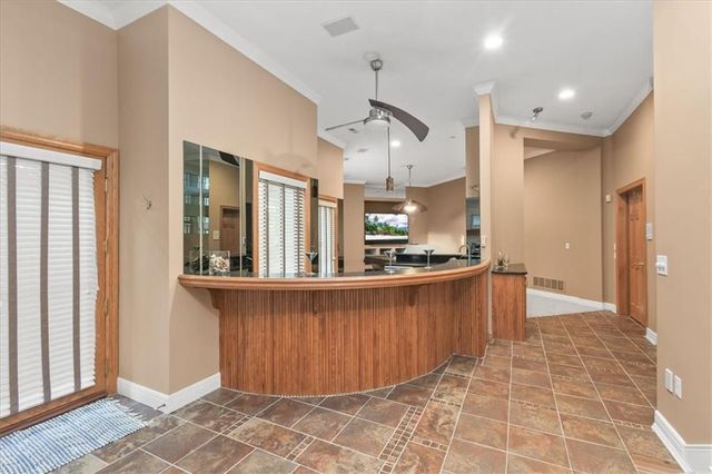 1601 NW Arrowhead Trail, Blue Springs, MO 64015