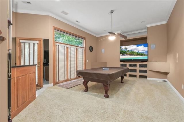 1601 NW Arrowhead Trail, Blue Springs, MO 64015