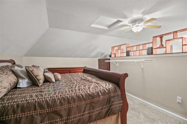 1601 NW Arrowhead Trail, Blue Springs, MO 64015