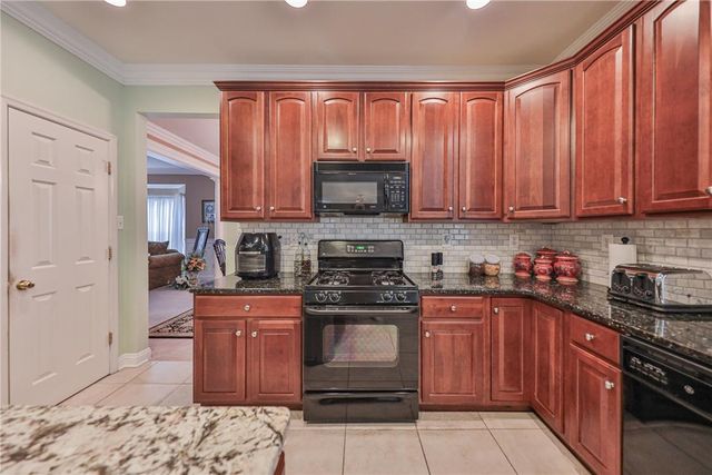 138 Clover Hollow Road, Palmer Twp, PA 18045