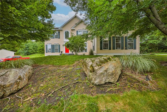 138 Clover Hollow Road, Palmer Twp, PA 18045