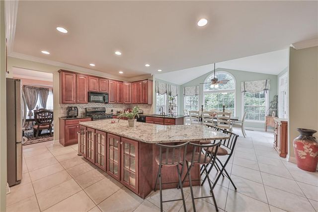 138 Clover Hollow Road, Palmer Twp, PA 18045