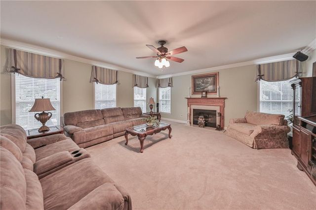 138 Clover Hollow Road, Palmer Twp, PA 18045