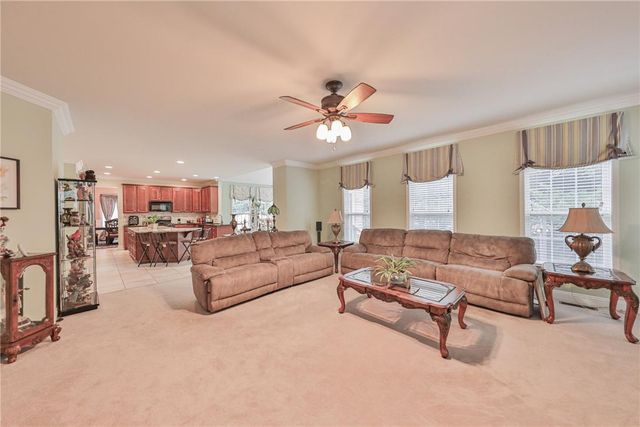 138 Clover Hollow Road, Palmer Twp, PA 18045