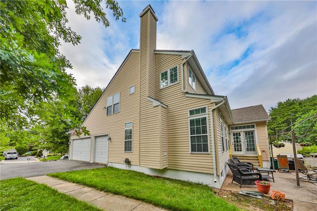 138 Clover Hollow Road, Palmer Twp, PA 18045