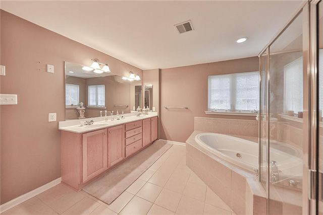 138 Clover Hollow Road, Palmer Twp, PA 18045