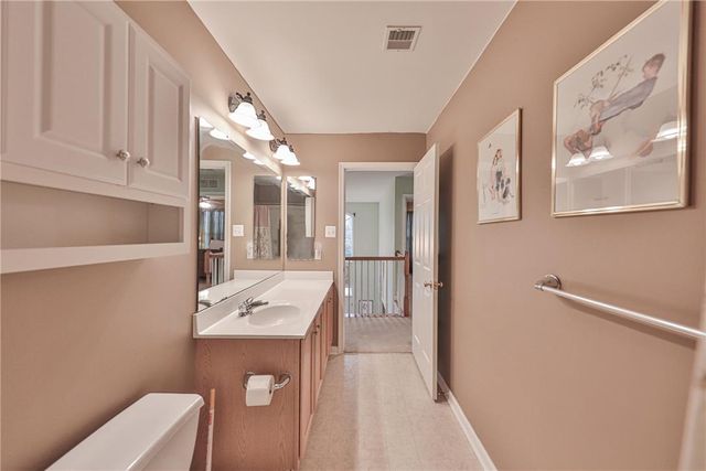 138 Clover Hollow Road, Palmer Twp, PA 18045