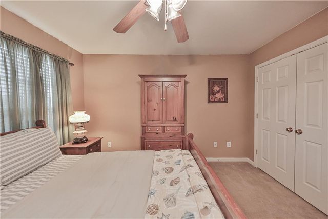 138 Clover Hollow Road, Palmer Twp, PA 18045