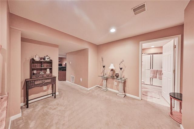 138 Clover Hollow Road, Palmer Twp, PA 18045