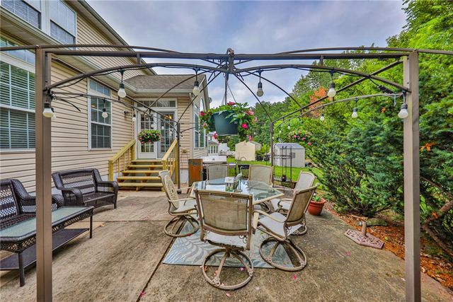 138 Clover Hollow Road, Palmer Twp, PA 18045