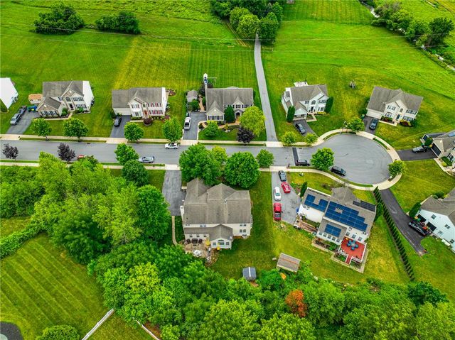 138 Clover Hollow Road, Palmer Twp, PA 18045