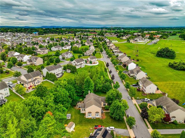 138 Clover Hollow Road, Palmer Twp, PA 18045