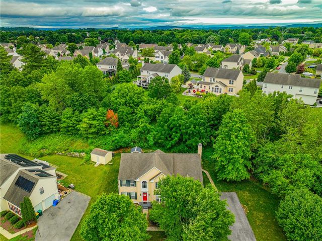 138 Clover Hollow Road, Palmer Twp, PA 18045