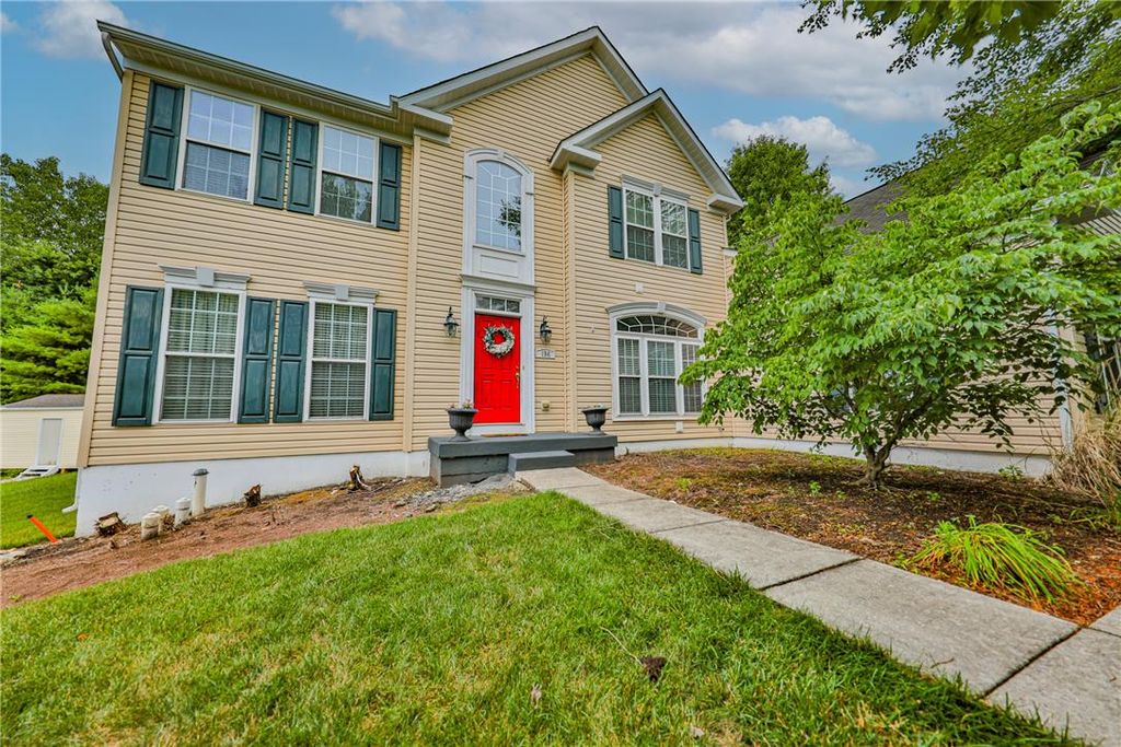 138 Clover Hollow Road, Palmer Twp, PA 18045