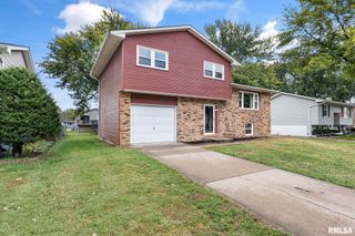 1139 CALVIN Street, Davenport, IA 52804