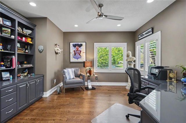 1560 Fountain Drive, Lawrence, KS 66047