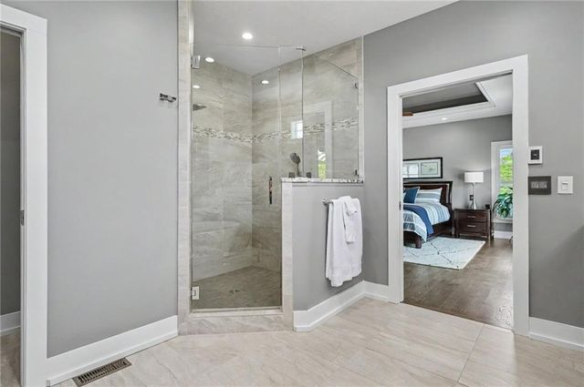 1560 Fountain Drive, Lawrence, KS 66047