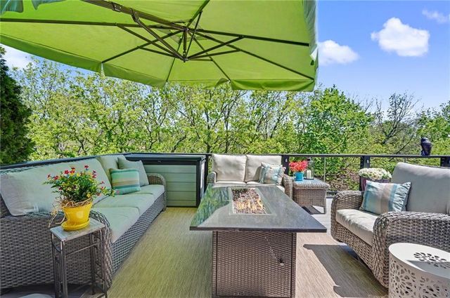1560 Fountain Drive, Lawrence, KS 66047