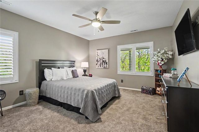 1560 Fountain Drive, Lawrence, KS 66047