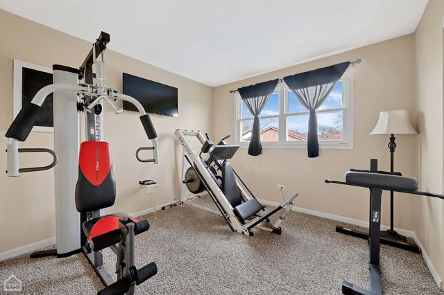 710 E 194th Street, Glenwood, IL 60425