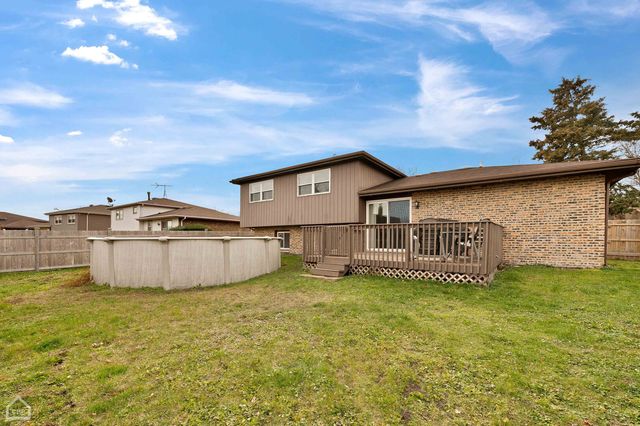 710 E 194th Street, Glenwood, IL 60425