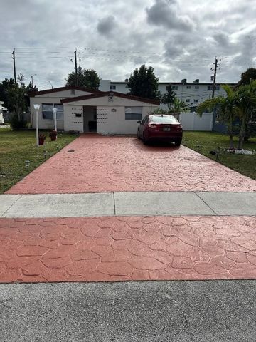 1960 NE 173rd Street, North Miami Beach, FL 33162