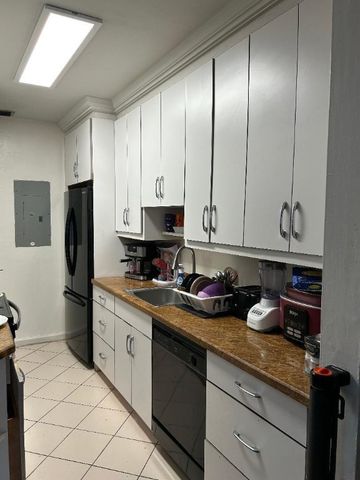 1960 NE 173rd Street, North Miami Beach, FL 33162